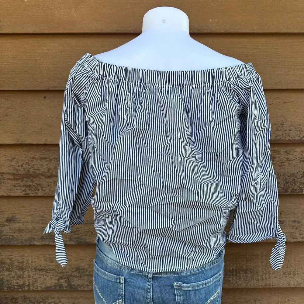 Blue & White Striped Off-The-Shoulder Blouse With Button Front & Tie Hem - Picture 4 of 9